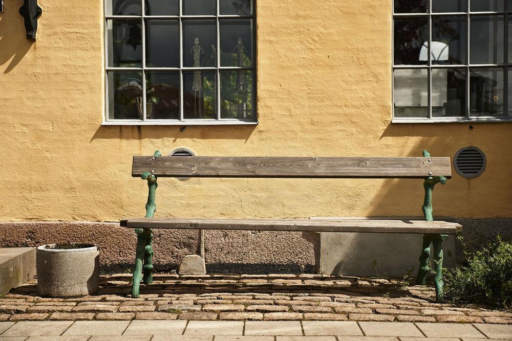 Albergue Stoberiet Svendborg Exterior foto A bench in Copenhagen